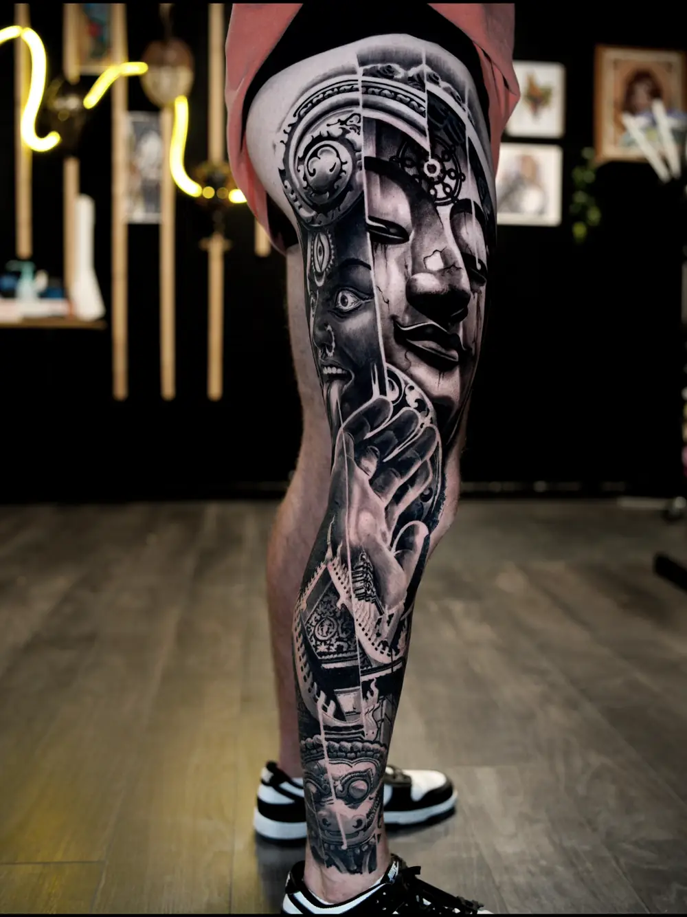 Tatouage réalisme noir et gris — galerie 10