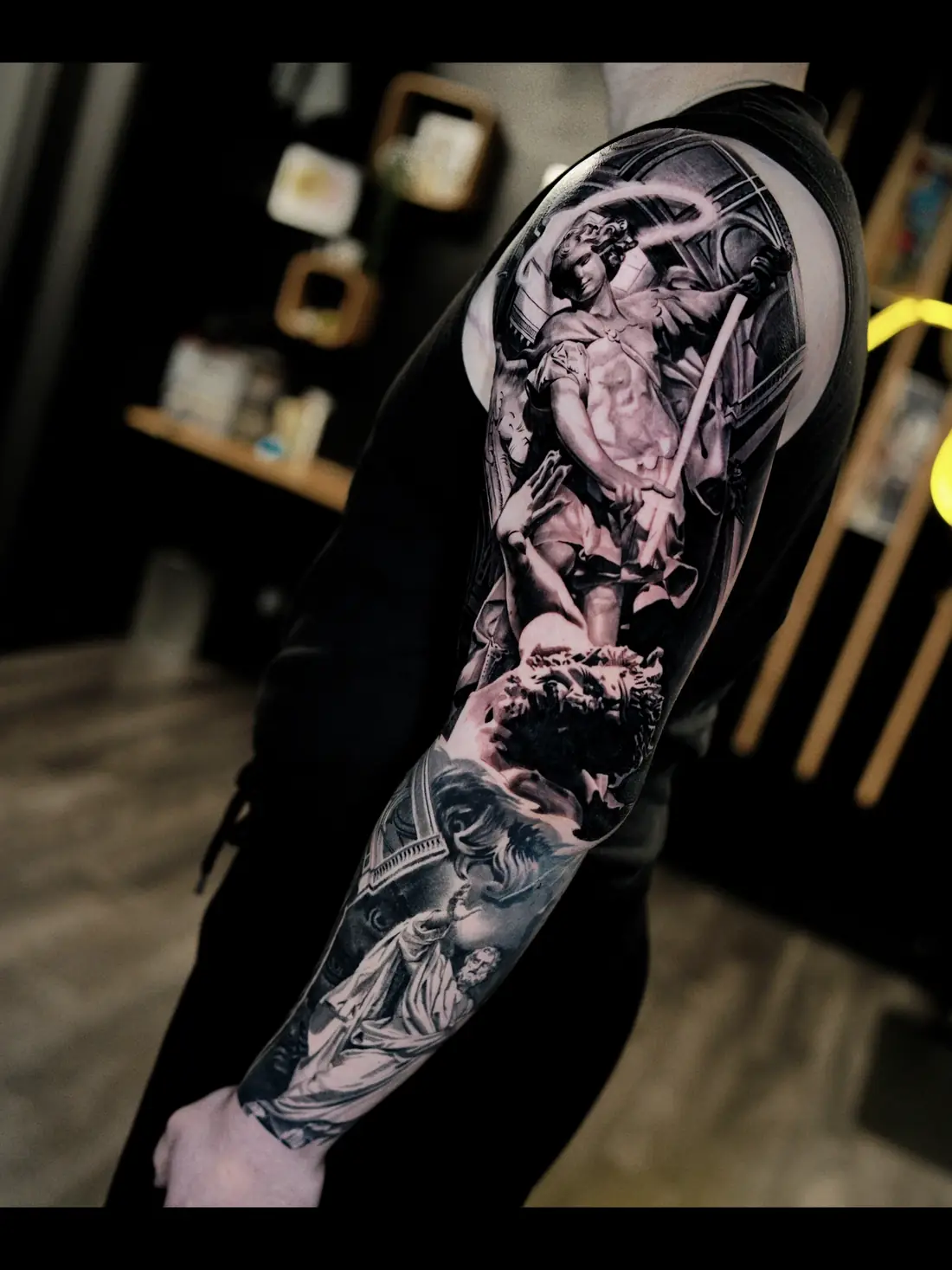 Tatouage réalisme noir et gris — sélection 9